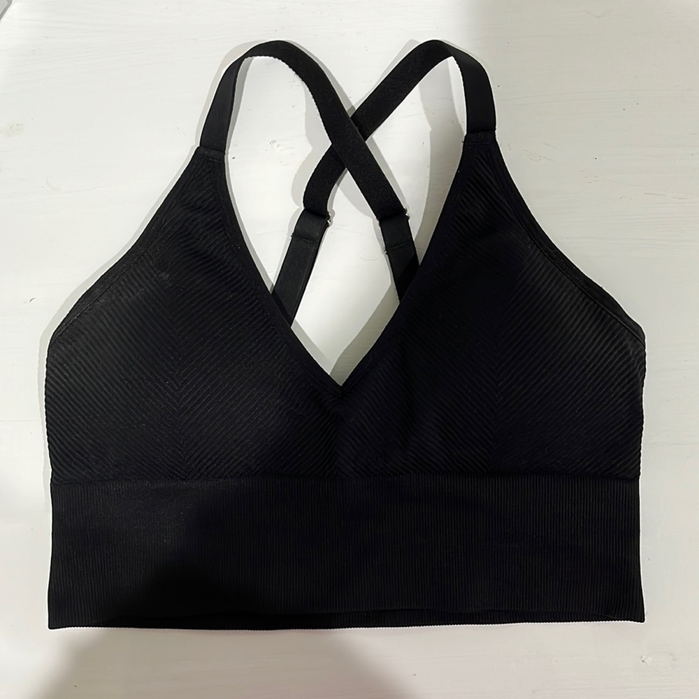 Black workout top!